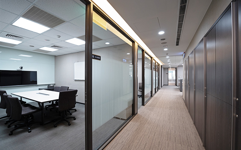 中租建設開發股份有限公司 - 辦公室與人才招募