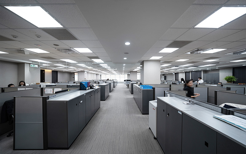 中租建設開發股份有限公司 - 辦公室與人才招募